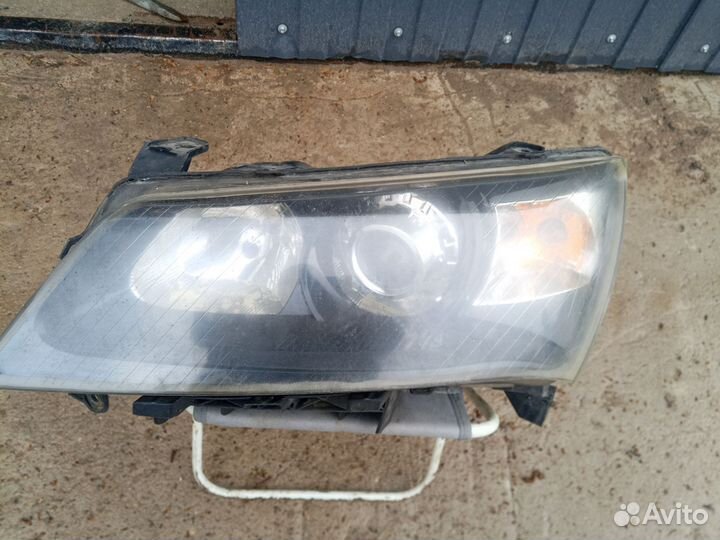 Фара geely emgrand ec7