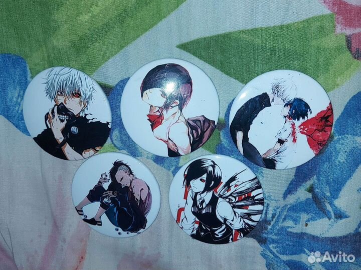 Аниме значки