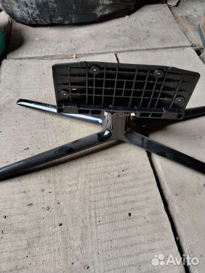 Ножка для телевизора