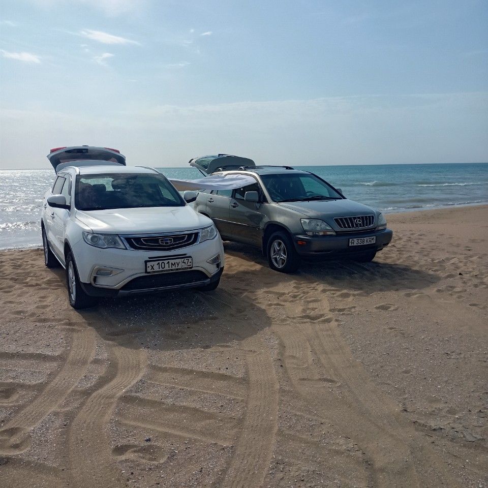 Geely Atlas: фото владельца