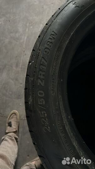 Kumho Ecsta PS31 225/50 R17