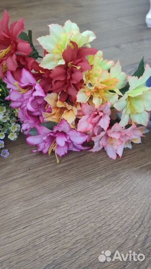 Букет из искусственных цветов