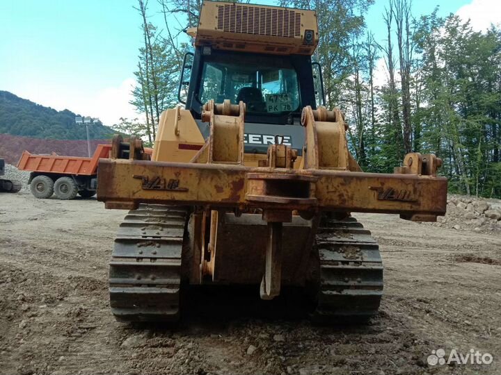 John Deere 750J, 2006