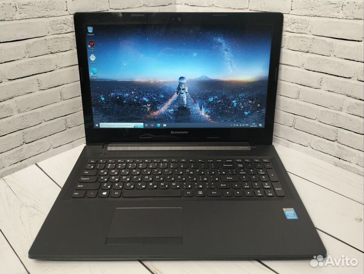 Ноутбук Lenovo 4 ядра/ RAM 4/ SSD 240