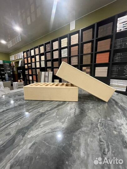 Облицовочный кирпич белый гладкий Строма