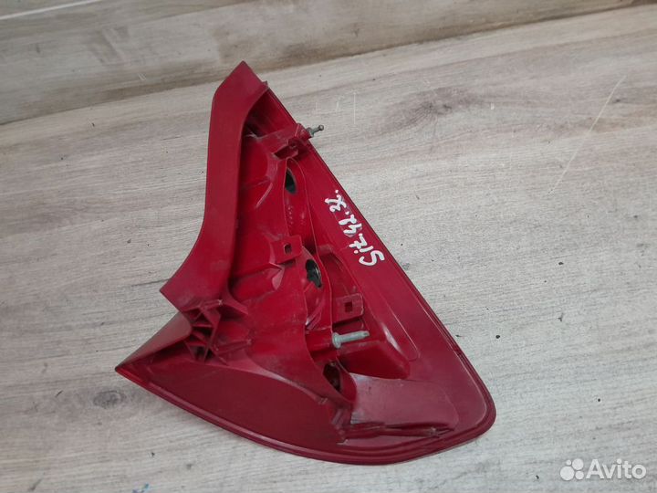 Фонарь задний левый Citroen C4 I (2004—2014)