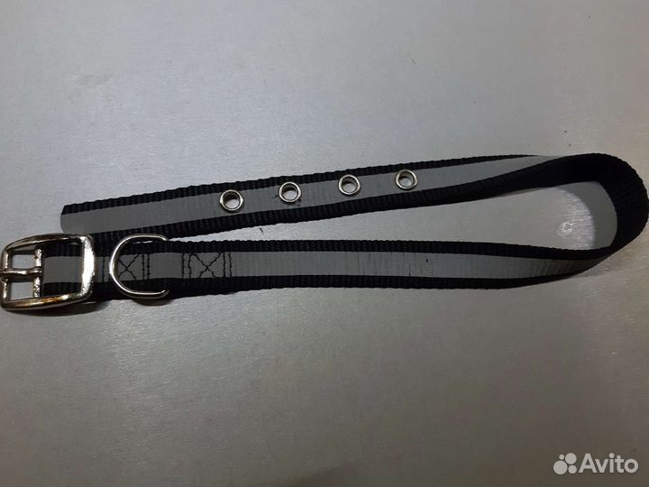 Ошейник и миски за батончик