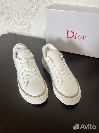 Кроссовки женские Dior