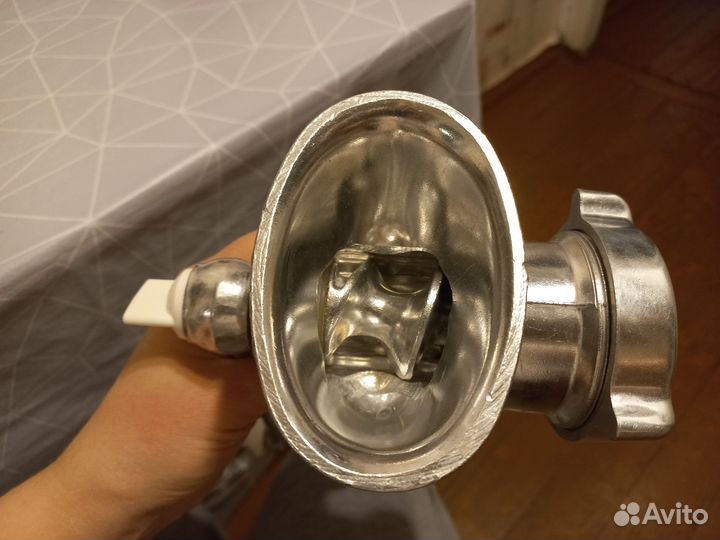 Мясорубка механическая