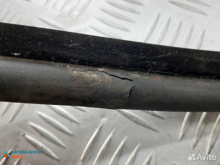 Уплотнитель Land Rover Range Rover 2 2002 LR014294