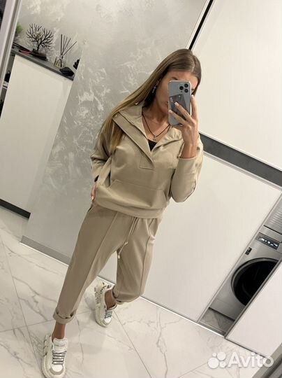 Спортивный костюм