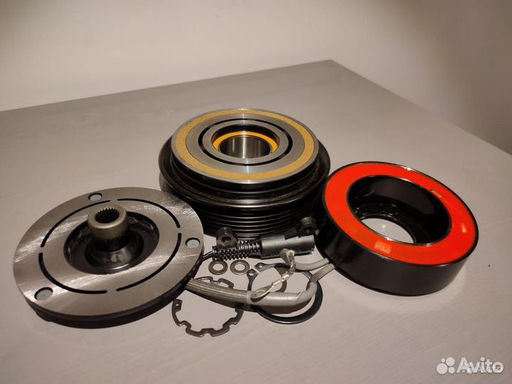 Компрессор кондиционера Bmw 5 (F10