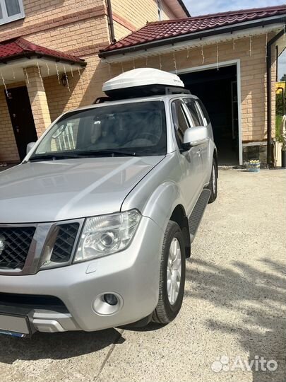 Nissan Pathfinder 2.5 AT, 2012, 318 825 км