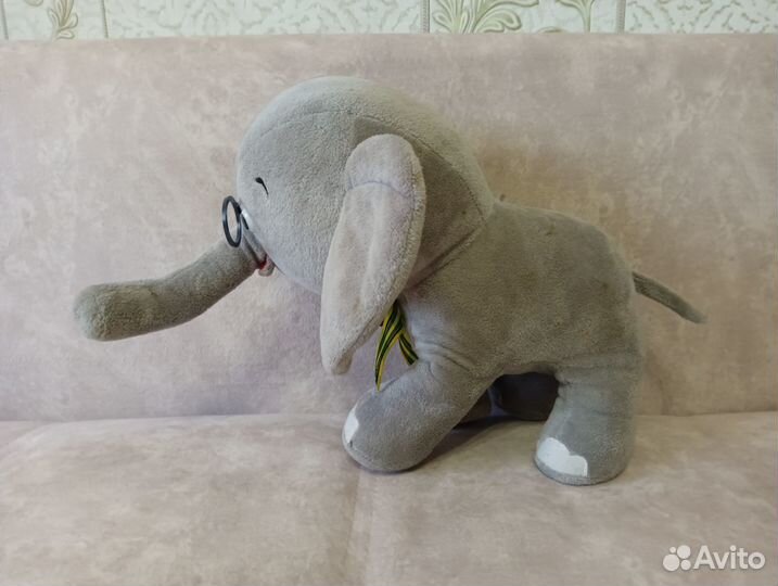 Мягкие игрушки. Много