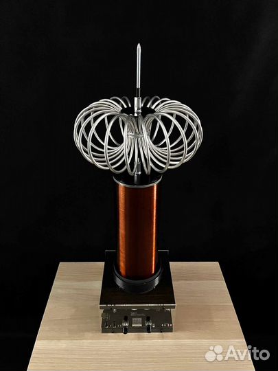 Музыкальная катушка Tesla 6.3 (разряд 50+ см)