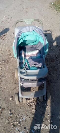 Прогулочная коляска