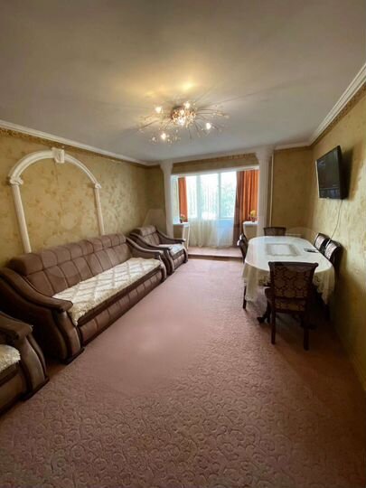 3-к. квартира, 83 м², 2/5 эт.