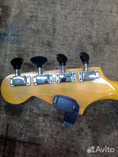 Бас гитара Greco jb