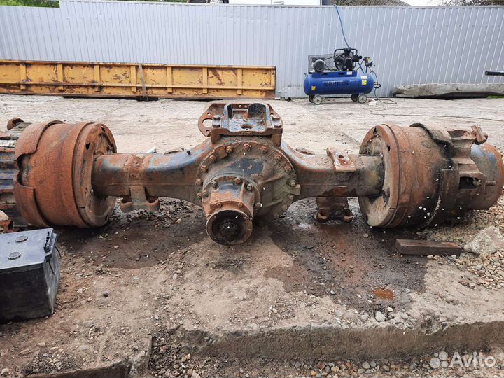 Задний мост маз