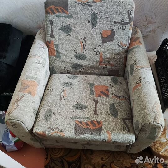 Отдам бесплатно мебель бу