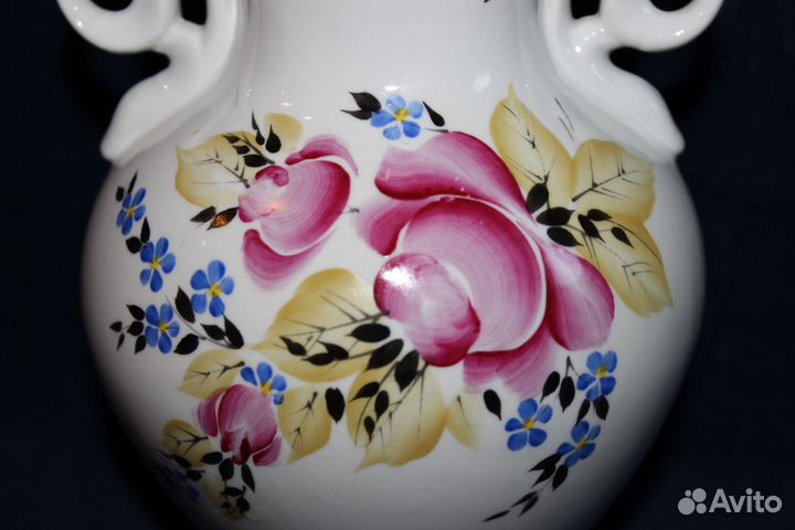 Ваза фарфоровая Сысерть