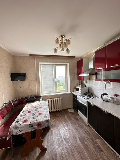 2-к. квартира, 50 м², 5/9 эт.