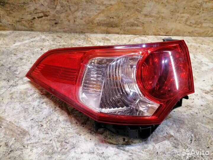 Фонарь левый Honda Accord 8