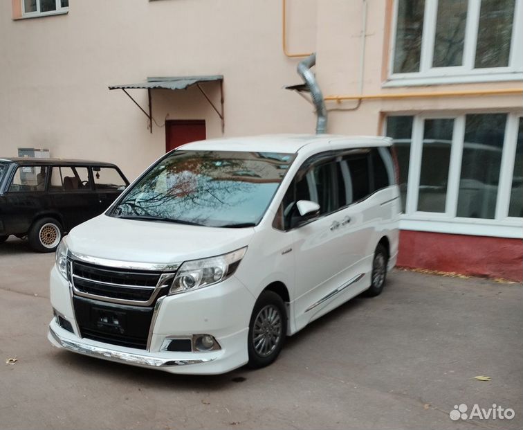 Toyota Esquire 1.8 CVT, 2015, 126 000 км