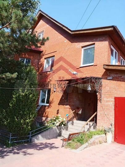 Коттедж 400 м² на участке 22 сот.