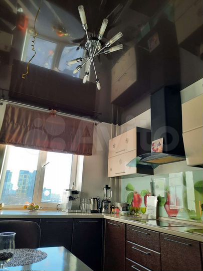 3-к. квартира, 92 м², 9/17 эт.