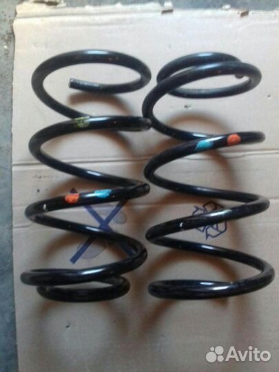 Пружина задняя Kia Sorento XM (09-12) 55330-2P630