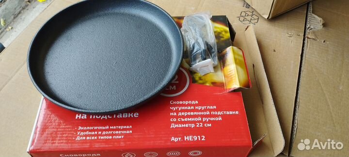 Чугунная сковорода