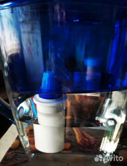 Гейзер кувшин новый без фильтра