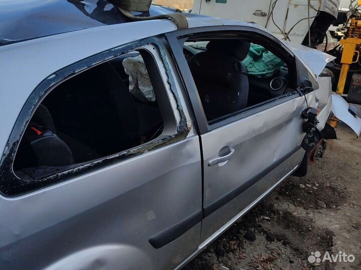 Ford Fiesta mk5 разбор 3х дверное купе 2008г