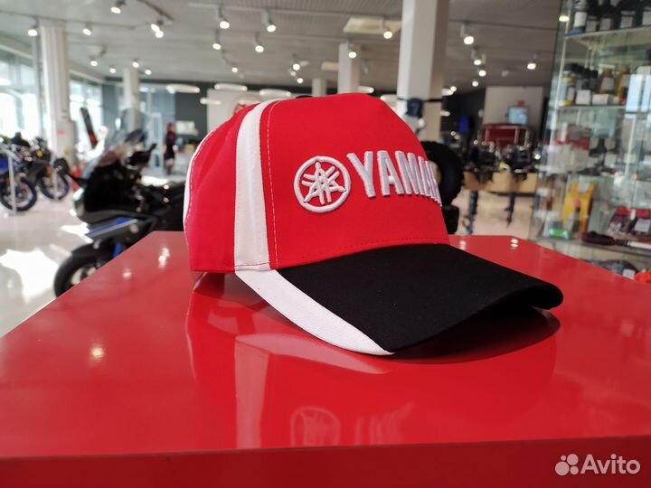 Бейсболка Yamaha