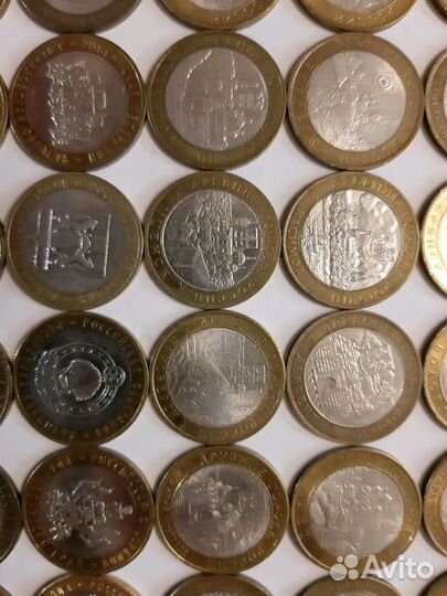 Монета биметаллическая номинал 10р