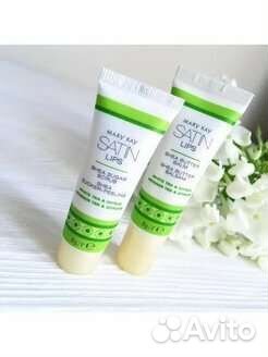 Бальзам для губ с маслом ши Мэри Кэй