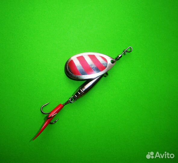 Блесна, воблер и др