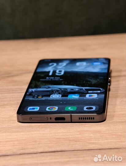 vivo iQOO 12, 12/256 ГБ