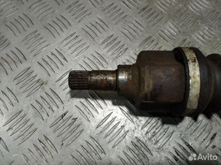 Полуось передняя левая Peugeot 307 2001 2008