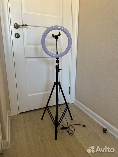 Кольцевая лампа со штативом 26 см