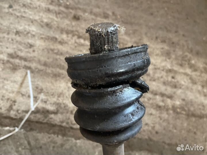 Шрус полуось привод левый Accent Hyundai