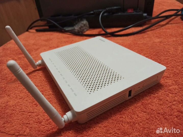 Оптический модем Huawei HG8245H