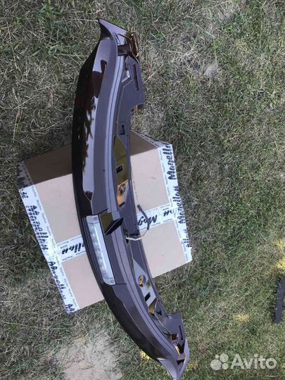 Спойлер задний toyota venza