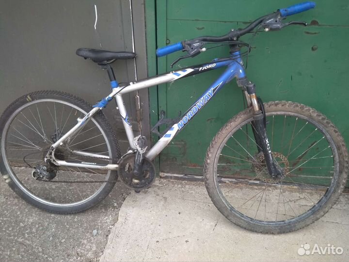 Велосипед на запчасти под восстановление