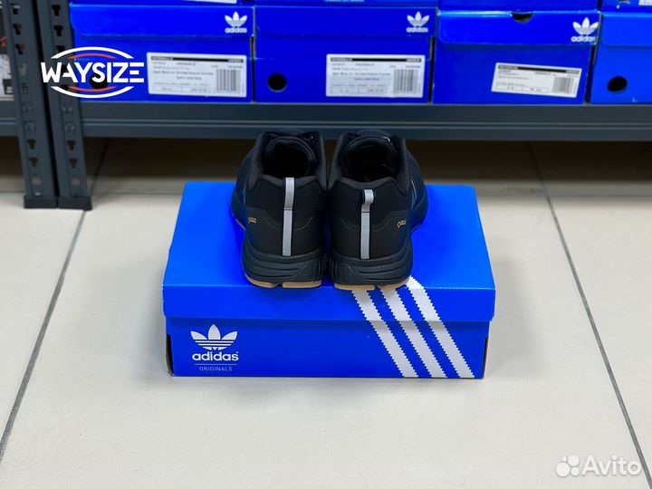 Кроссовки Adidas непромокаемые