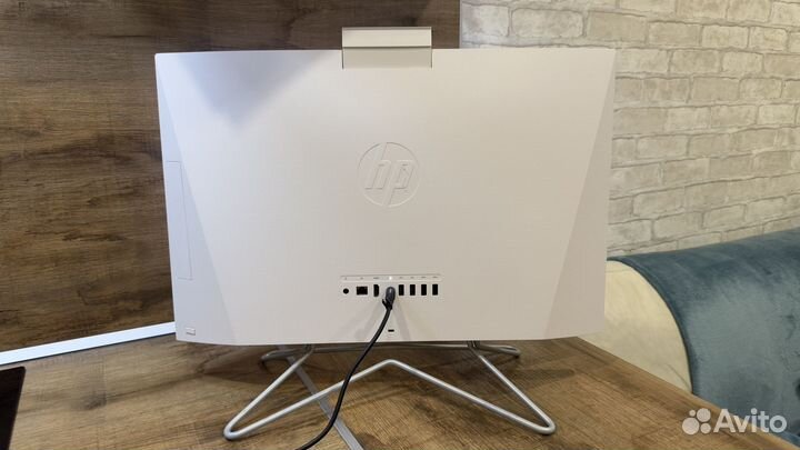 Моноблок HP 24 IPS AMD Athlon 3050U DDR4-8 SSD-256