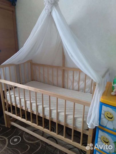 Детская кровать качели