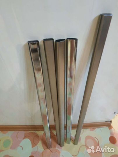 Перекладина для одежды