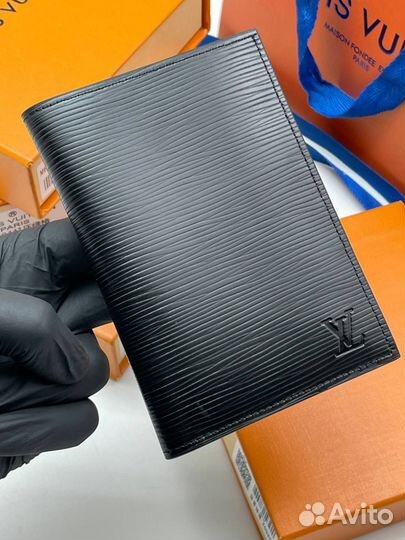 Обложка для паспорта Louis Vuitton
